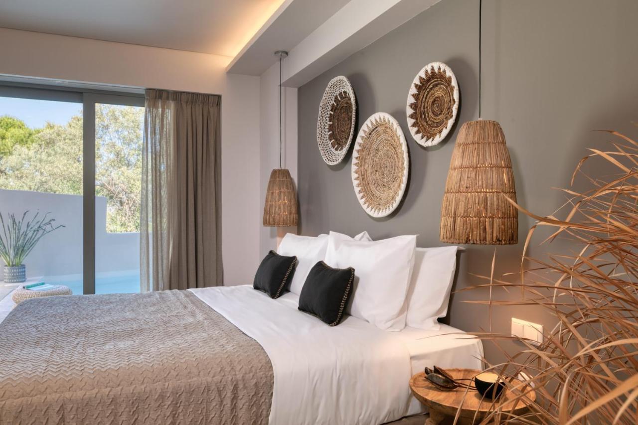 Hotel Crystal Waters Nikiana Esterno foto