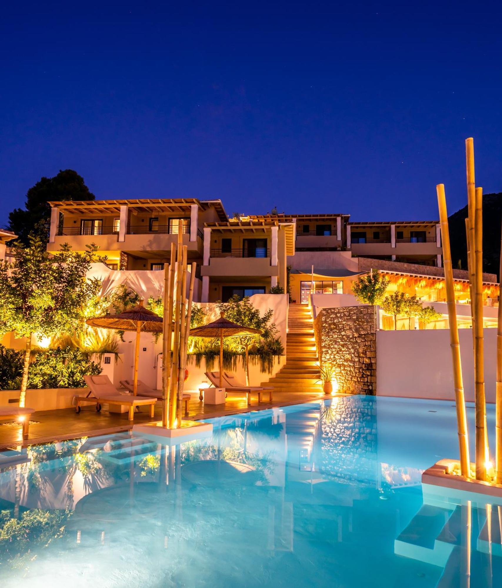 Hotel Crystal Waters Nikiana Esterno foto