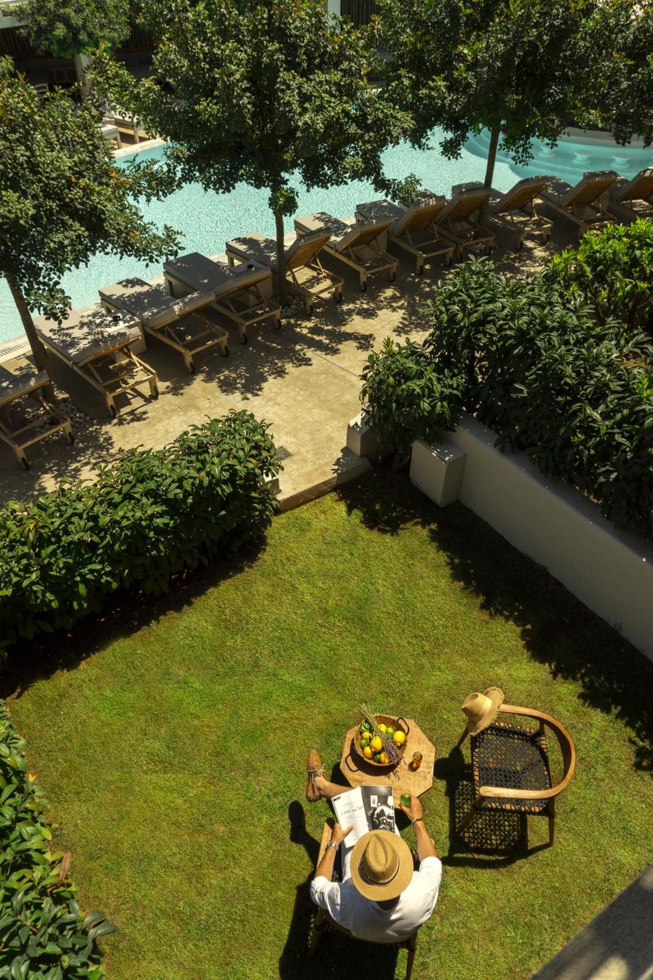 Hotel Crystal Waters Nikiana Esterno foto