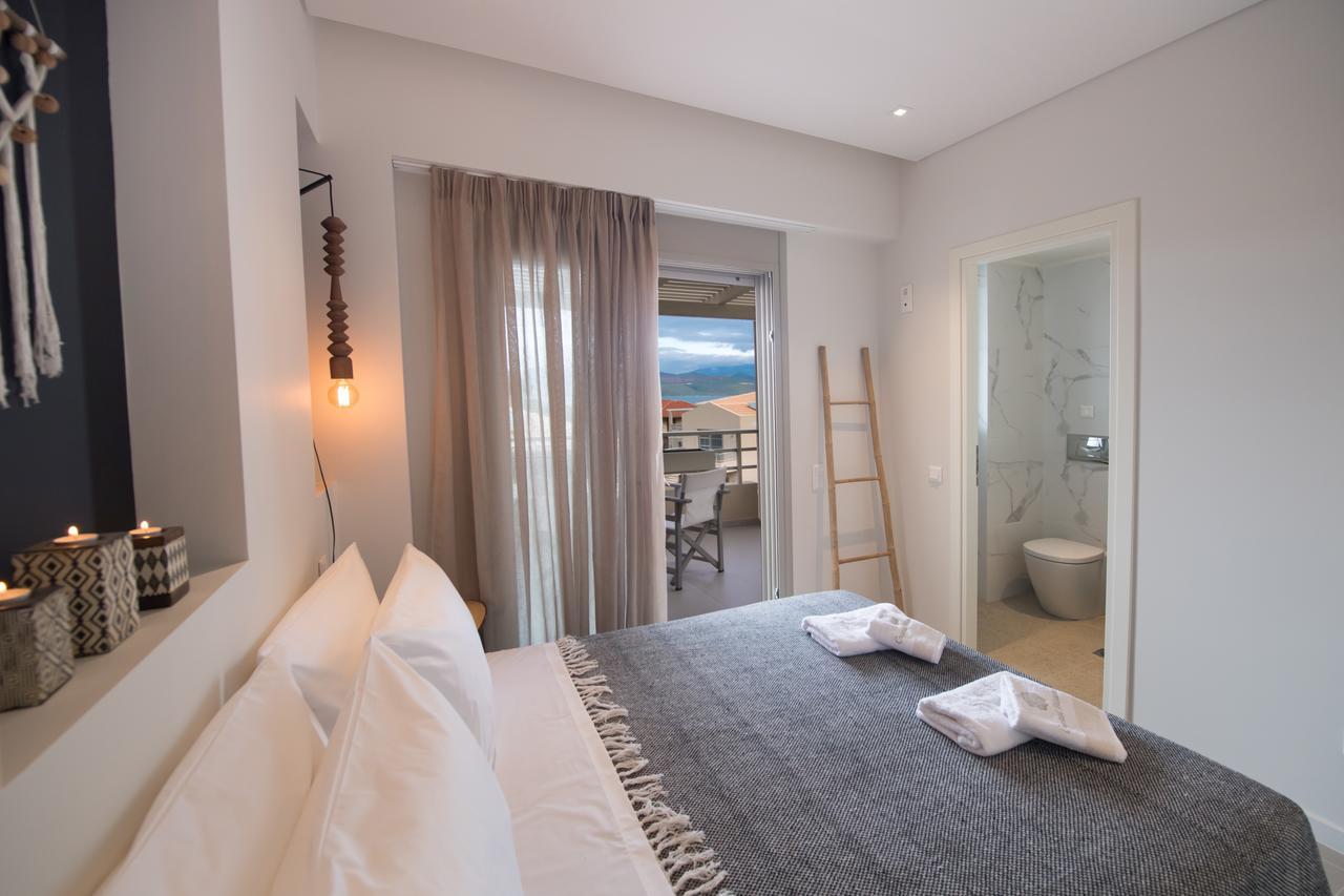 Hotel Crystal Waters Nikiana Esterno foto