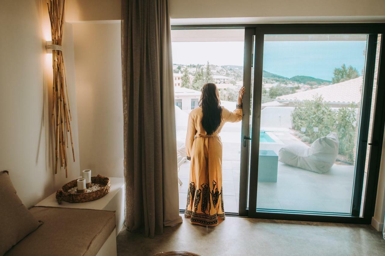 Hotel Crystal Waters Nikiana Esterno foto