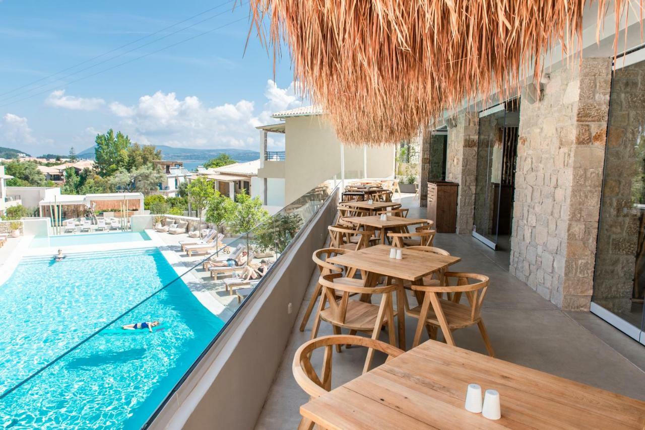 Hotel Crystal Waters Nikiana Esterno foto